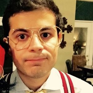 Meet your Posher, Victor